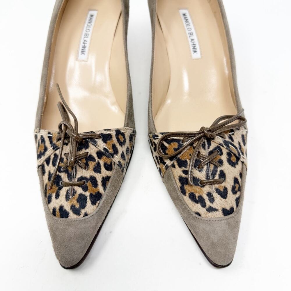 Manolo Blahnik Suede Leopard Print Bow Pointed Toe Heels Womens Size EU 40 - Picture 3 of 12